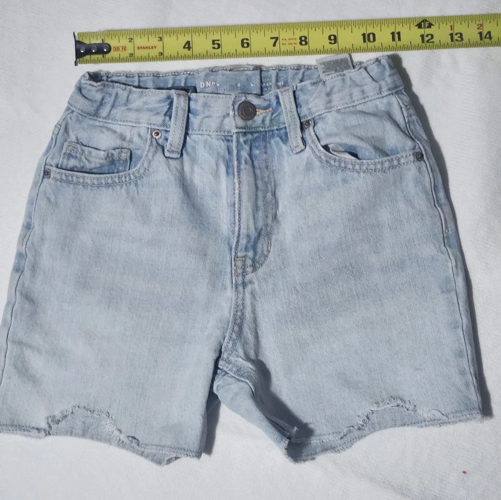 OLD NAVY Bundle 3 girl shorts's Denim and Yellow .size 8.
